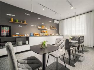 TA Collection Hotel - 2