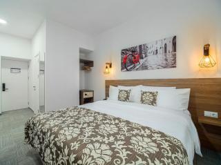 TA Collection Hotel - Chişinău - 0