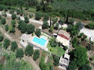 Villa in Corfu with Stunning Mountain Views - 1