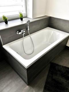 No 20 - gemütliche 2 Zimmer Whg, Küche, Balkon, Badewanne, Parkplatz - 2