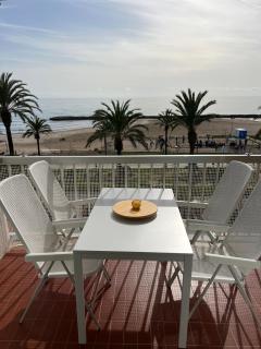 Primera línea de playa con preciosas vistas al mar - Cunit - 2