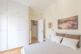Central Cosy quite 28sm 5th floor balcony over garden 500m Metro Evangelismos - Athens - 7