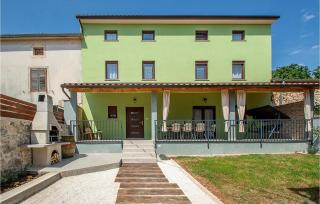Amazing Home In Sikici With Wifi - Šikići - 0