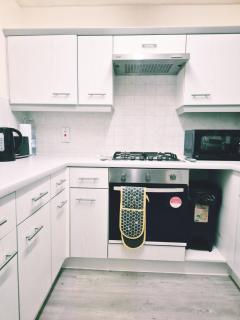 Spacious 2 bed house close to Parkway Station - Bristol - 9