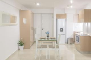 Golden Studio 47sm in Athens Central Pangrati 1km Metro Evangelismos - Atenas - 2