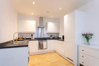 The Albany, Redhill - 8