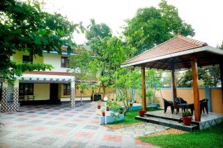 Alleppey Haven Homestay Near Backwaters - Alleppey - 3