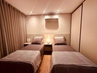 Apartamento frente Av Osvaldo Aranha Centro Canela - Canela - 1