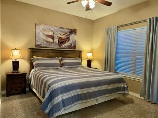 Lower Level Condo B-3 - Hollister - 6