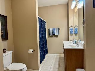 Lower Level Condo B-3 - Hollister - 2