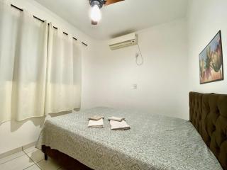 Apto no centro perto do Shopping com 2 Quartos de Casal ArCond WiFi Fibra HomeOffice e Garagem em Dourados - Dourados - 3