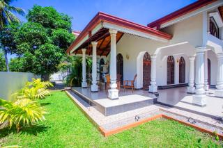 Chilaw D&D Holiday Home - - 7