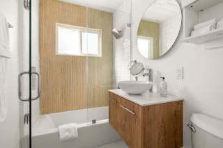 NEW! Ocean View Mid-Century Modern Beach House - Manhattan Beach - 8