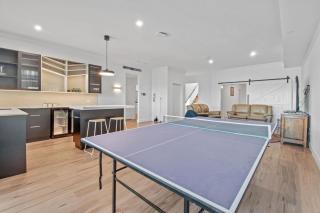 Heights of Luxury - Elite Contemporary Entertainer - Wagga Wagga - 7