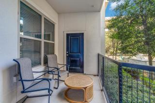 Blissful Living near Airport - Downtown - Uptown - 6