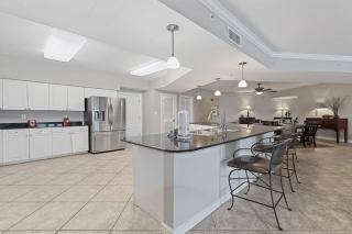Admiral Quarters 405 Large Beachfront Condo - Orange Beach - 6