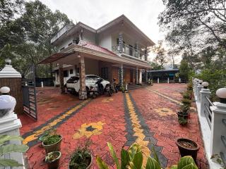 Casa Grande Homestay Anaviratty Munnar - Anaviratty - 3