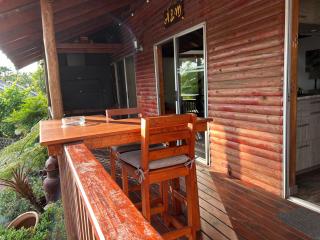 Cozy Wood Retreat - 8