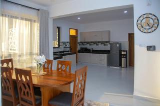 Deluxe Ocean View Getaway - Mombasa - 1