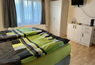 El's Guesthouse - Bannwil - 6