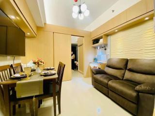 One Bedroom Unit Grass Residences Tower 5 Near SM City North Edsa - Manila - 0