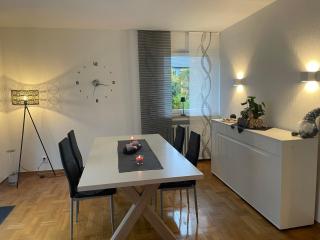 Wohlfühl und Business Ferienwohnung - Ratingen - 4