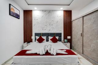 HOTEL SKY BLUE AND SUITEs - Bangalore - 3