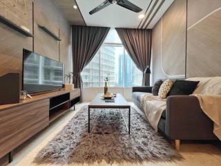 Sky Suites Modern 3BR Family Suite at KLCC - Kuala Lumpur - 1