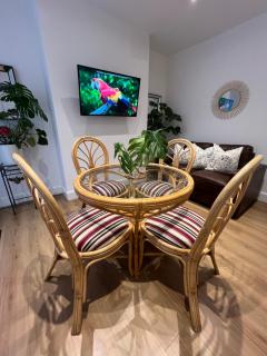 2025 Award Winner Liverpool Cherry House - 4 Bedrooms - Liverpool - 4