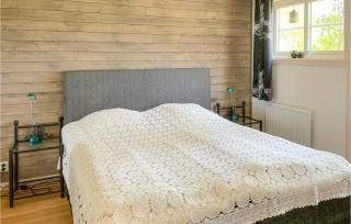 3 Bedroom Awesome Home In Vittaryd - Vittaryd - 1