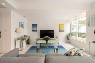 Beachfront Bentley Hotel One Bedroom Suite with Balcony and Beach access - Miami Beach - 8