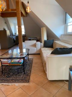 Helle und ruhige Dachgeschosswohnung - Munich - 5