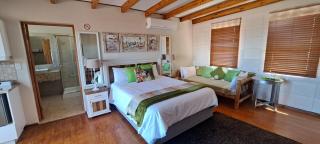 8 on Lily Self catering - 1
