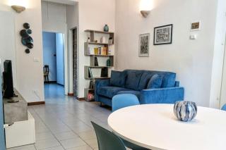 Snuggly Blue Home - Florenz - 0