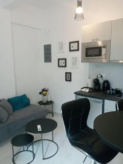 Funky & trendy 1 BDR aparment - 5