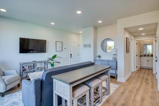Walk to Beach Penthouse Condo in Traverse City! - Traverse City - 8