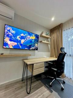 Cool Spot By Rooftop Masferrer - 7