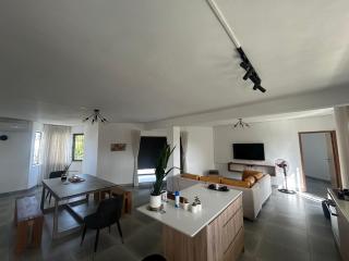 Pereybere Retreat - Seasons Break 3 Bedroom Apartment - Pereybere - 6