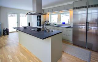 Stunning Home In Båstad With Wifi - 5