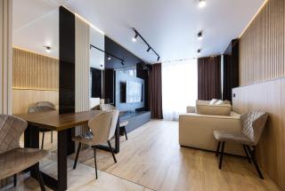 Nyvky Like Home - Файна Таун із сезонним басейном - Кв 175 низький поверх - 0