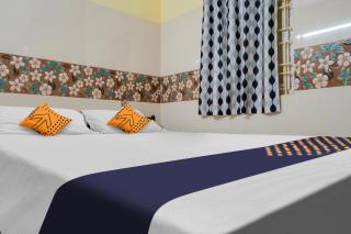 SPOT ON New ROYAL LODGE - Elūru - 3