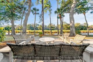 NEW LISTING - 3rd Row - Pool - Spa - Golf Course - Lagoon - 8 Beach Lagoon Rd - Hilton Head Island - 8