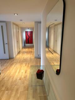 Spinning fields Luxury Apartment - Manchester - 8