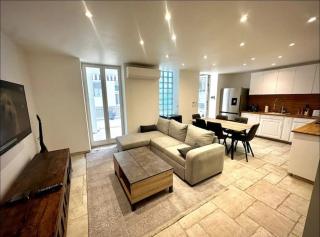 Elegance et Detente, Piscine chauffée, Terrasse et garage privé à Nice - 9