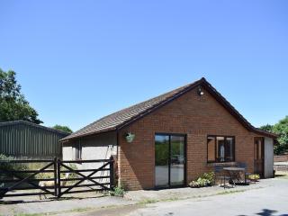 Greenmeadow Bungalow - Llanon - 0