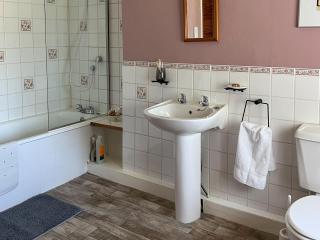 Commonwealth Cottage - Iron Acton - 3