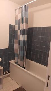 Logement T2 tres propre - Cergy - 4