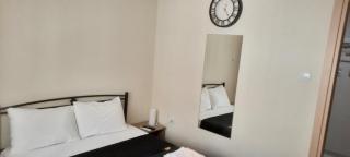 Livia's Room To Ampelokipi metro Airport line - Atene - 0