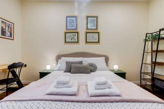 BDC - Purple Apt at San Giovanni - 6