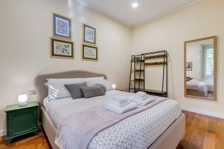 BDC - Purple Apt at San Giovanni - 4